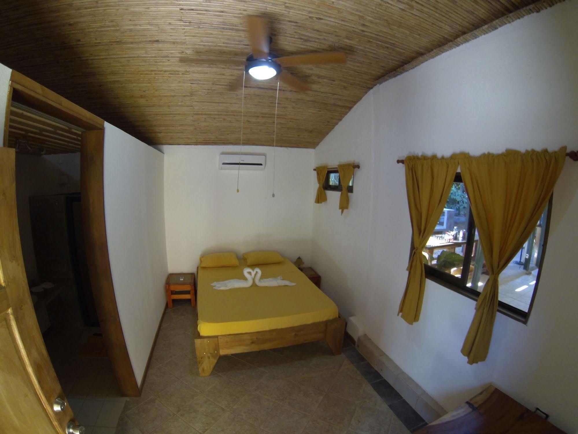 Indra Inn Playa Grande Εξωτερικό φωτογραφία